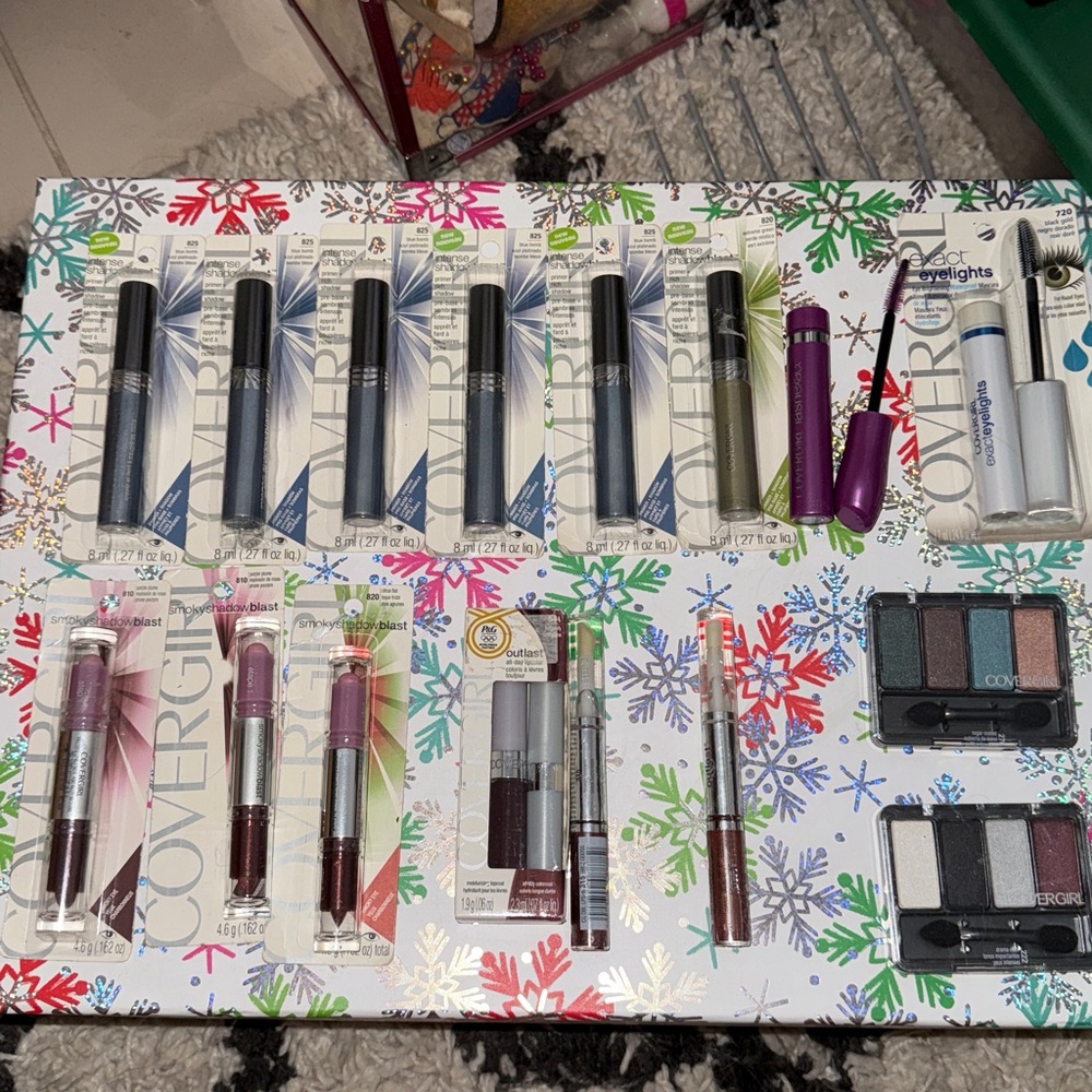 Cover girl Makeup Bundle! All NEW
